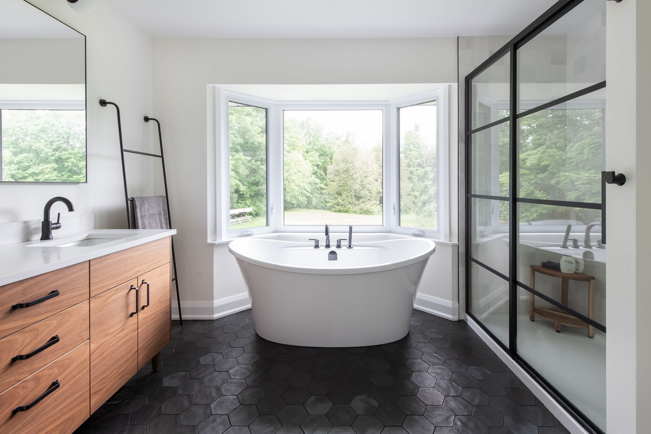 2024 Round 5 All Things Home People's Choice Award Ottawa bathroom Lagois Design-Build-Renovate