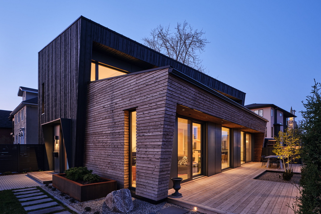 2024 Round 6 all things home people's choice award Ottawa design housing design awards the lake partnership building knowledge contemporary home exterior at dusk