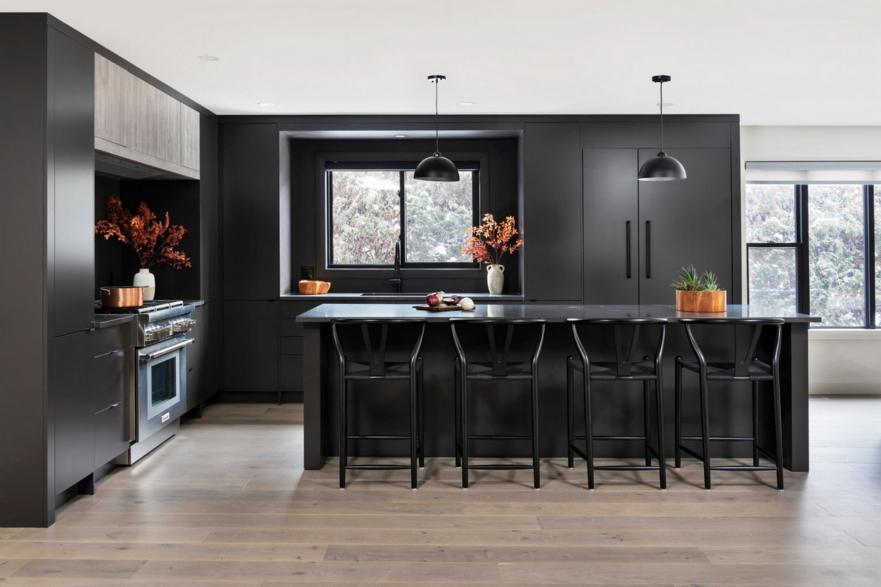 2024 nkba awards Laurysen Kitchens Ottawa renovation black