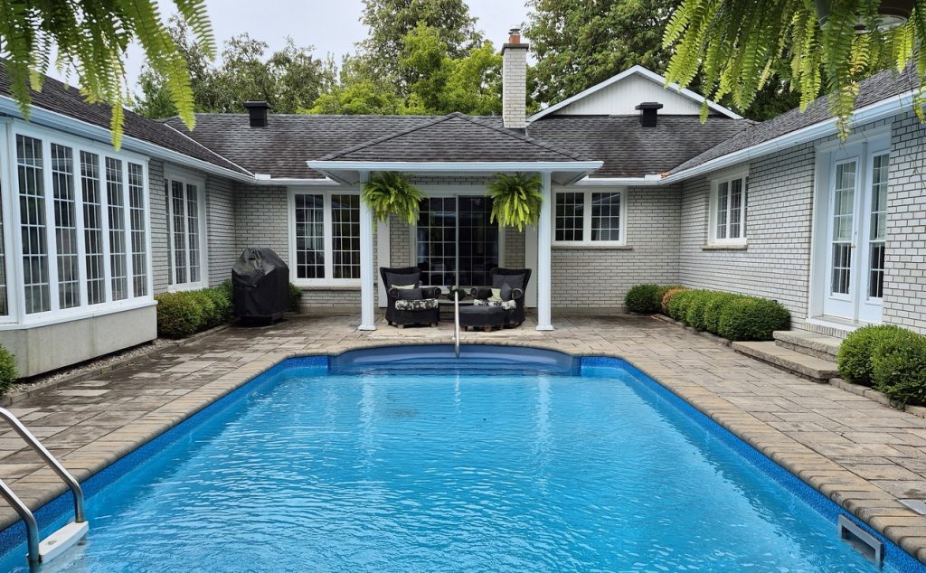 Hospice Care Ottawa house tour christmas decorating courtyard inground pool