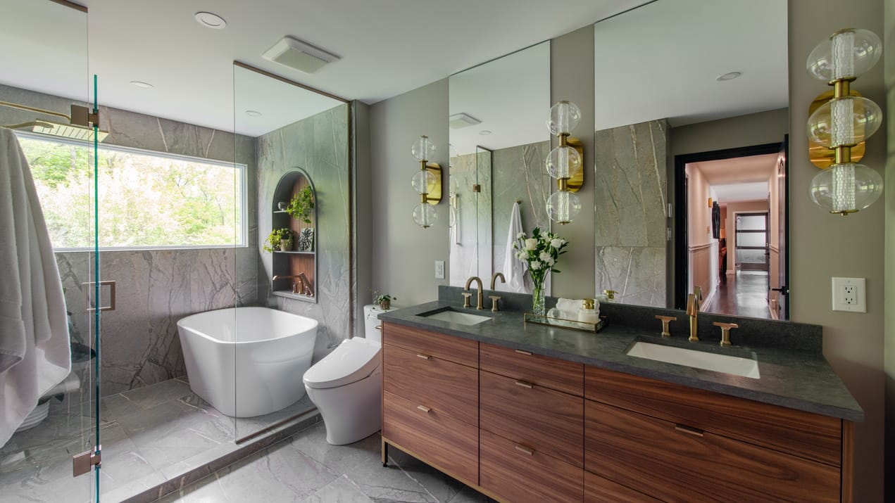 photo of a contemporary bathroom with glassed-off wet zone for the shower and tub
