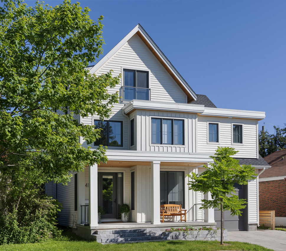 People’s Choice Award Round 2 Ottawa custom homes farmhouse