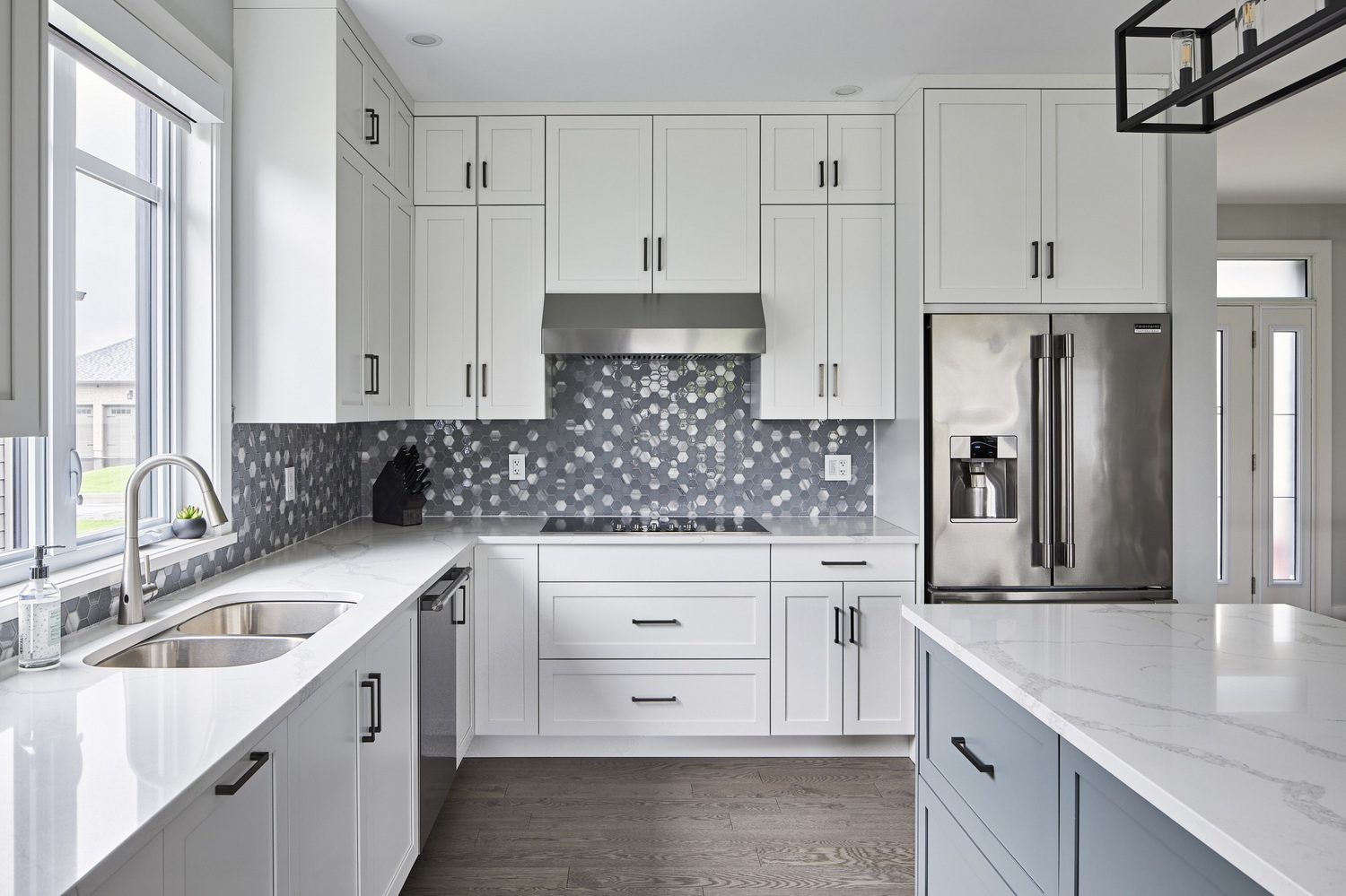 2022 People S Choice Award Round 4 Voting Kitchens Bathrooms   F E2b 1913 Deslaurier Cedarstone 