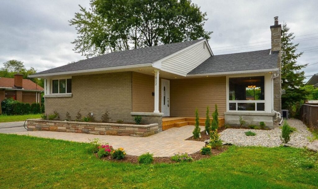 On the market 5 bungalows for sale in Ottawa — allthingshome.ca