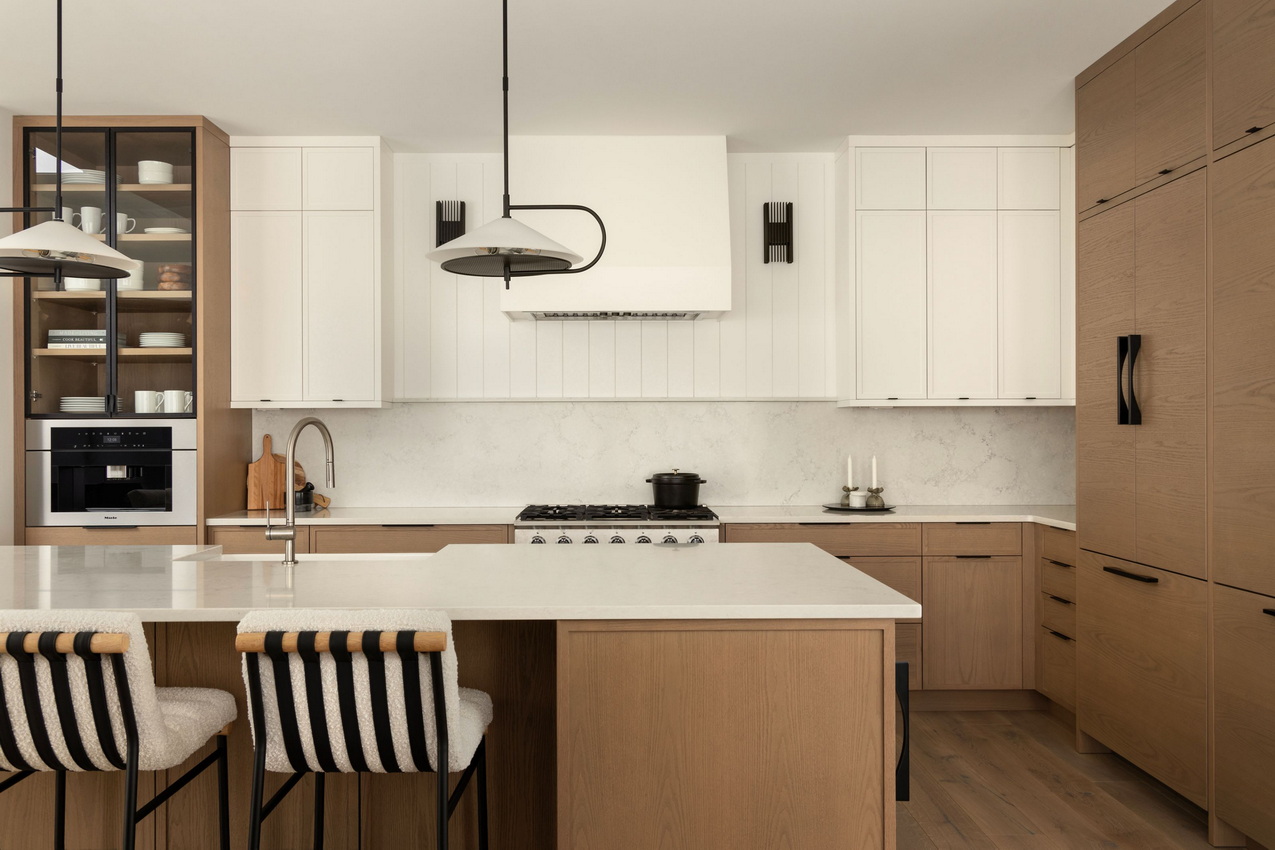 2023 Housing Design Awards ottawa new homes kitchens deslaurier custom cabinets inverness homes