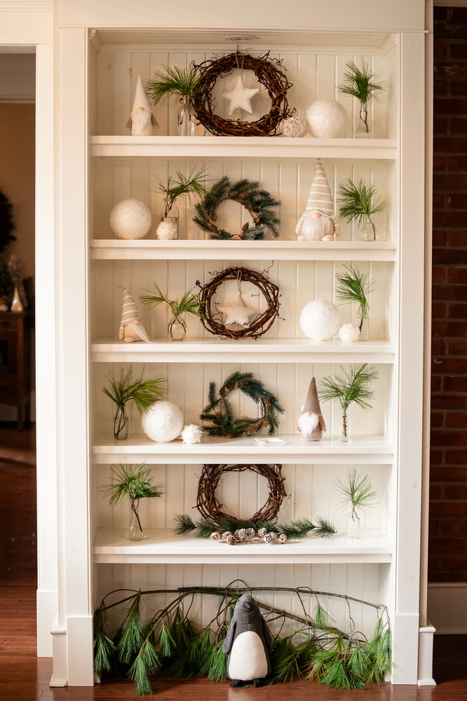 sue pitchforth last-minute festive touches christmas decor grapevine wreaths