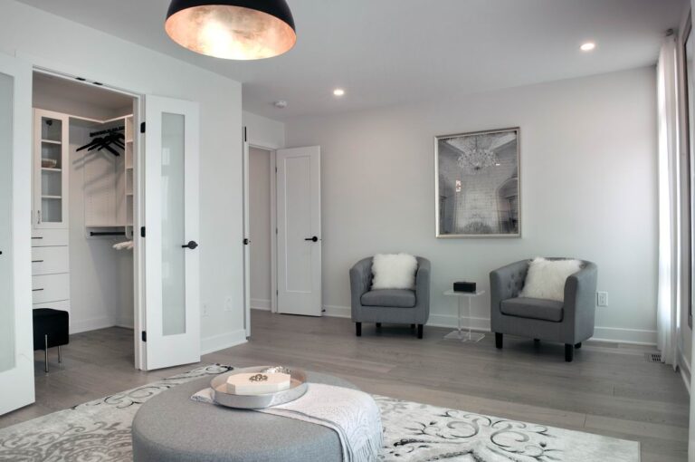 Cowan's Grove model home — allthingshome.ca model home summary