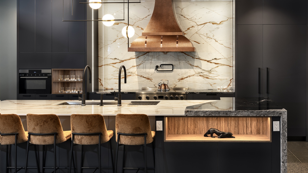 one of the kitchen displays at Laurysen Kitchens’ showroom
