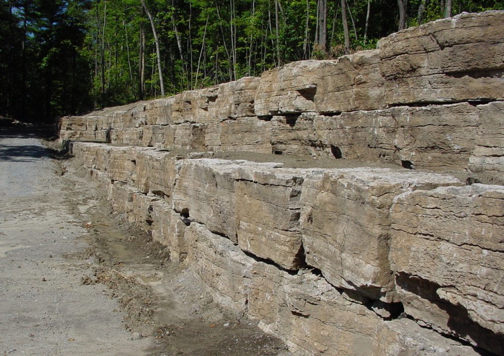 steve maxwell retaining wall limestone