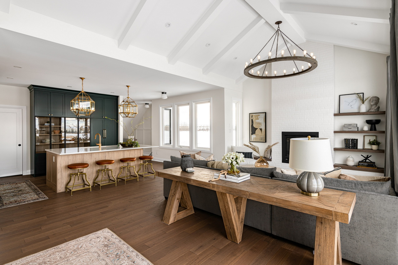 Ottawa open concept vaulted ceiling living room kitchen