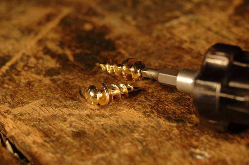 steve maxwell picture hanging screws