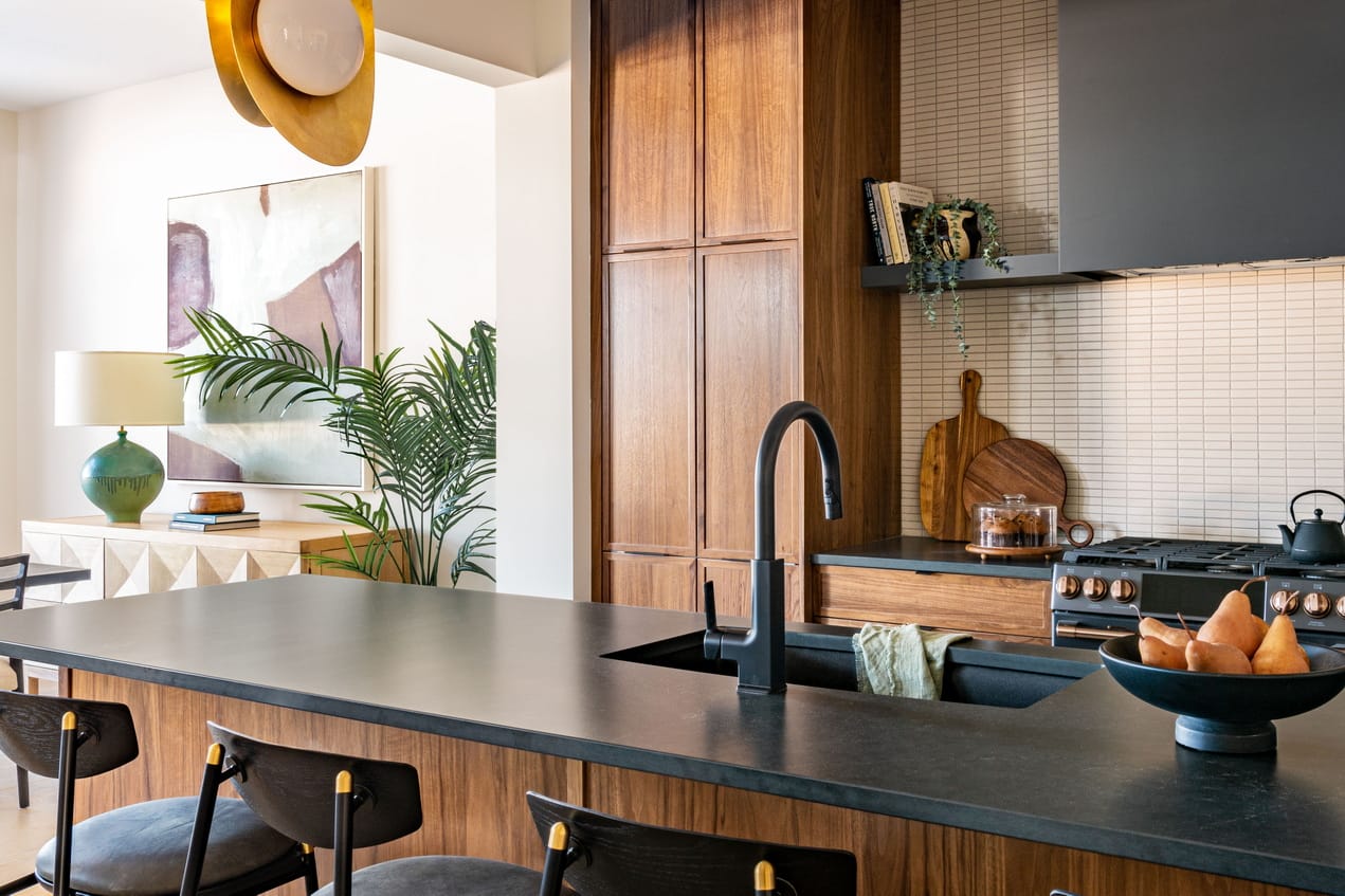 clarence crossing eq homes Ottawa new homes piper single-family home kitchen