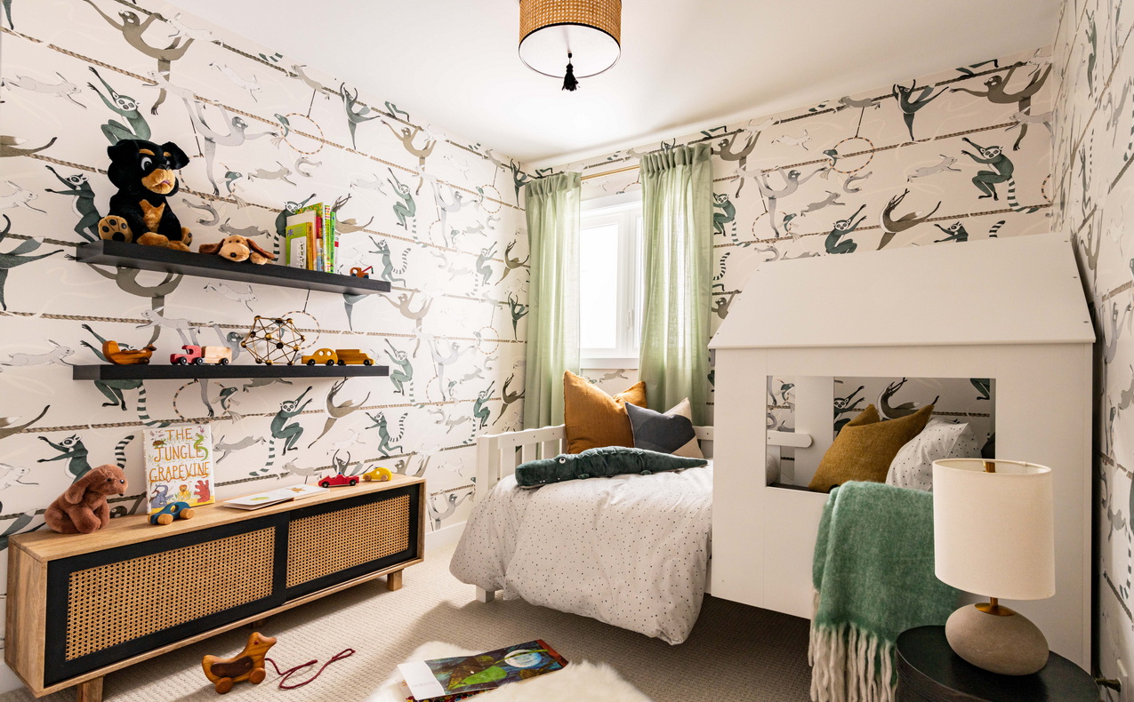 model homes in Provence Ottawa houses child's bedroom lemur wallpaper