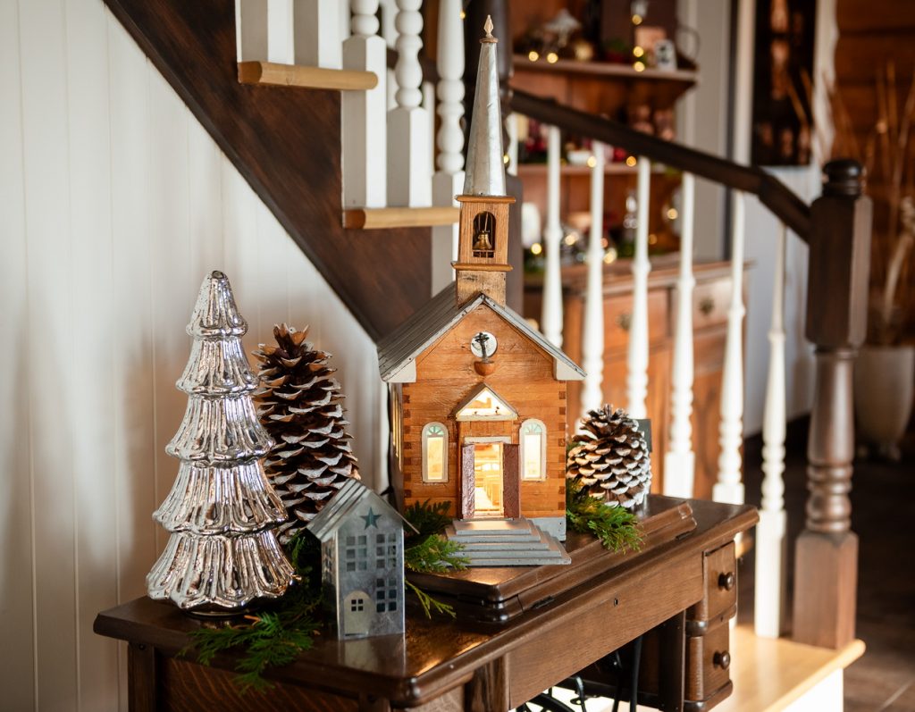 decorating for Christmas sue pitchforth holiday decor staircase vignette antique sewing table