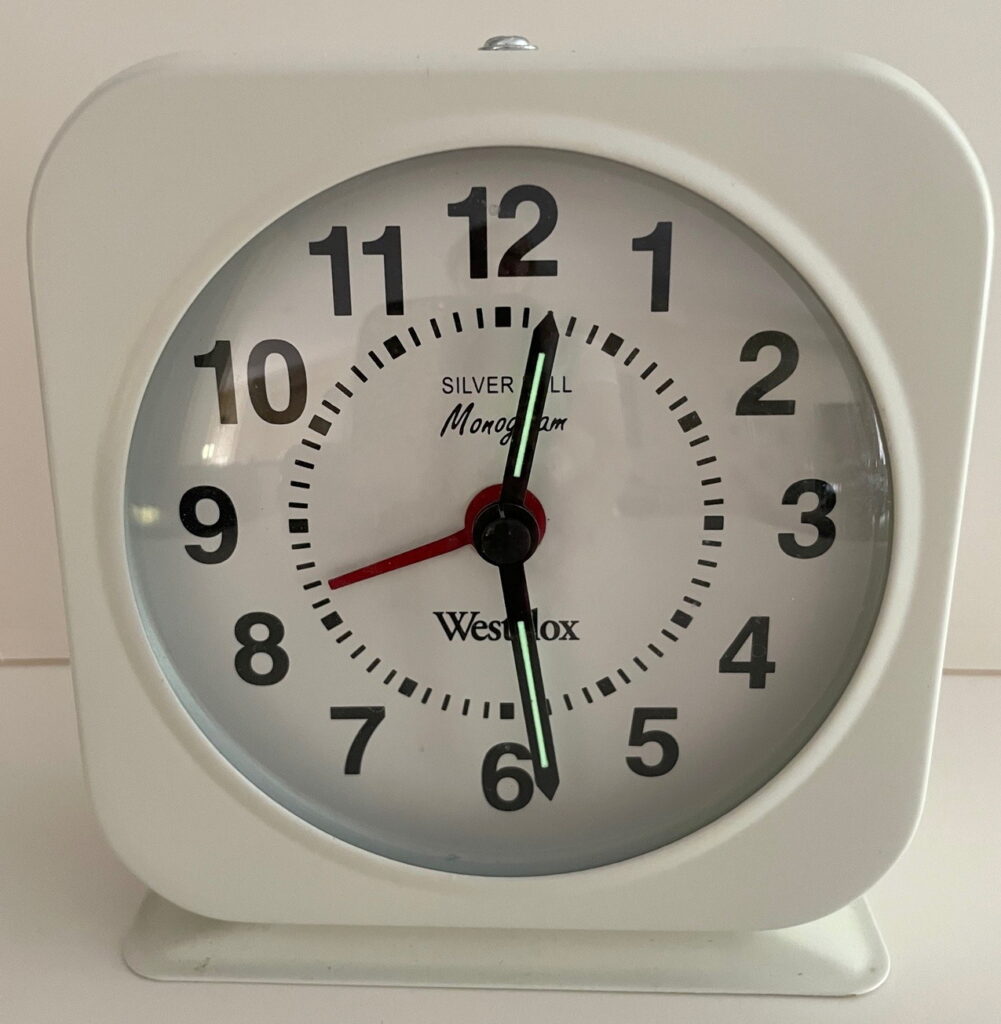 sue pitchforth budget home decor vintage alarm clock