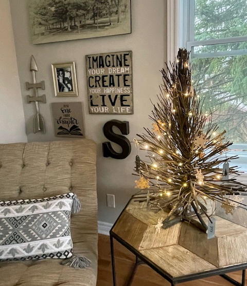 Sue Pitchforth house tour mini tree