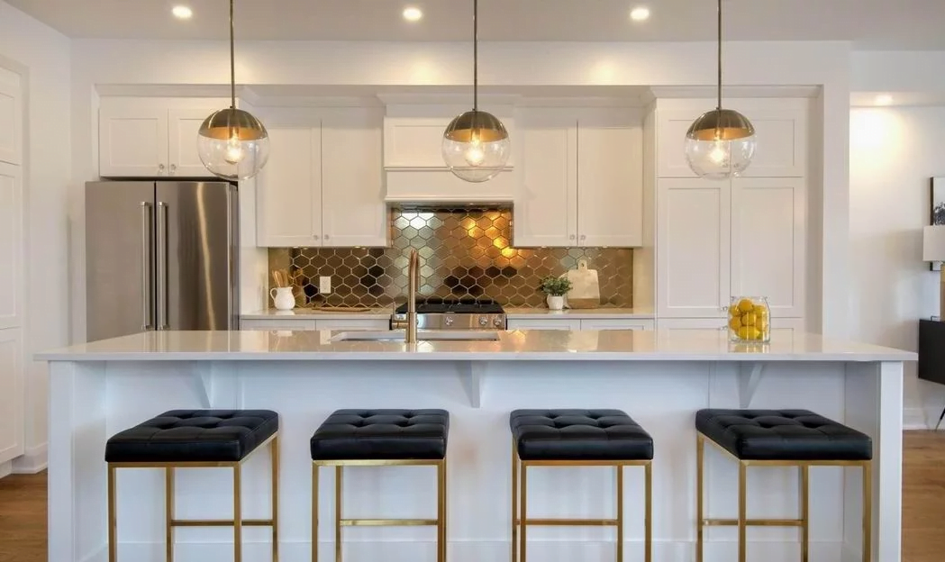 metallic tile kitchen backsplash Ottawa homes