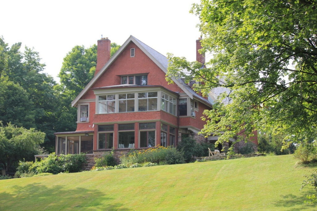 Almonte House and Garden Tour Pinehurst Manor mansion