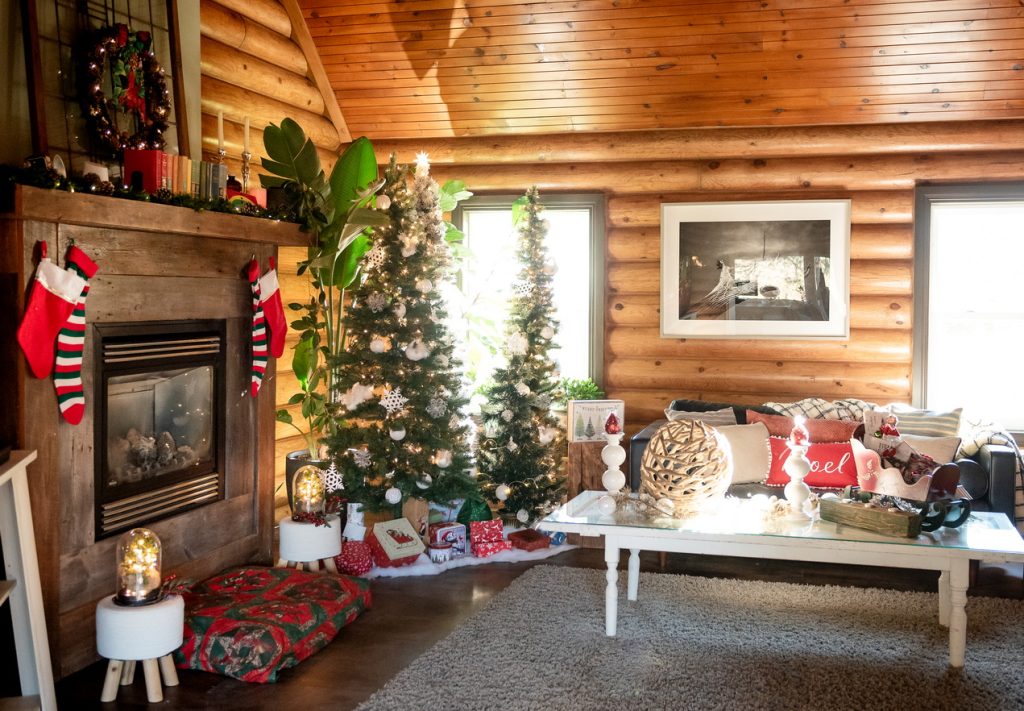 decorating for Christmas sue pitchforth holiday decor tree